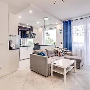 https://rentplanet-apartament-weniana.hotelswroclaw.com