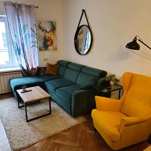 Apartament Juliana Smulikowskiego 2, Warszawa
